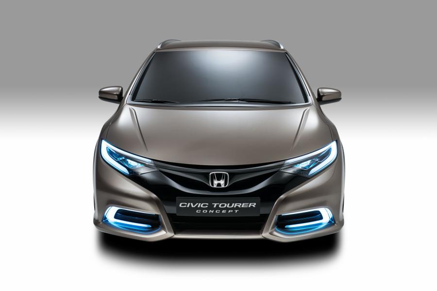  Honda Tourer Concept 2013 года  (фото 3 из 5)